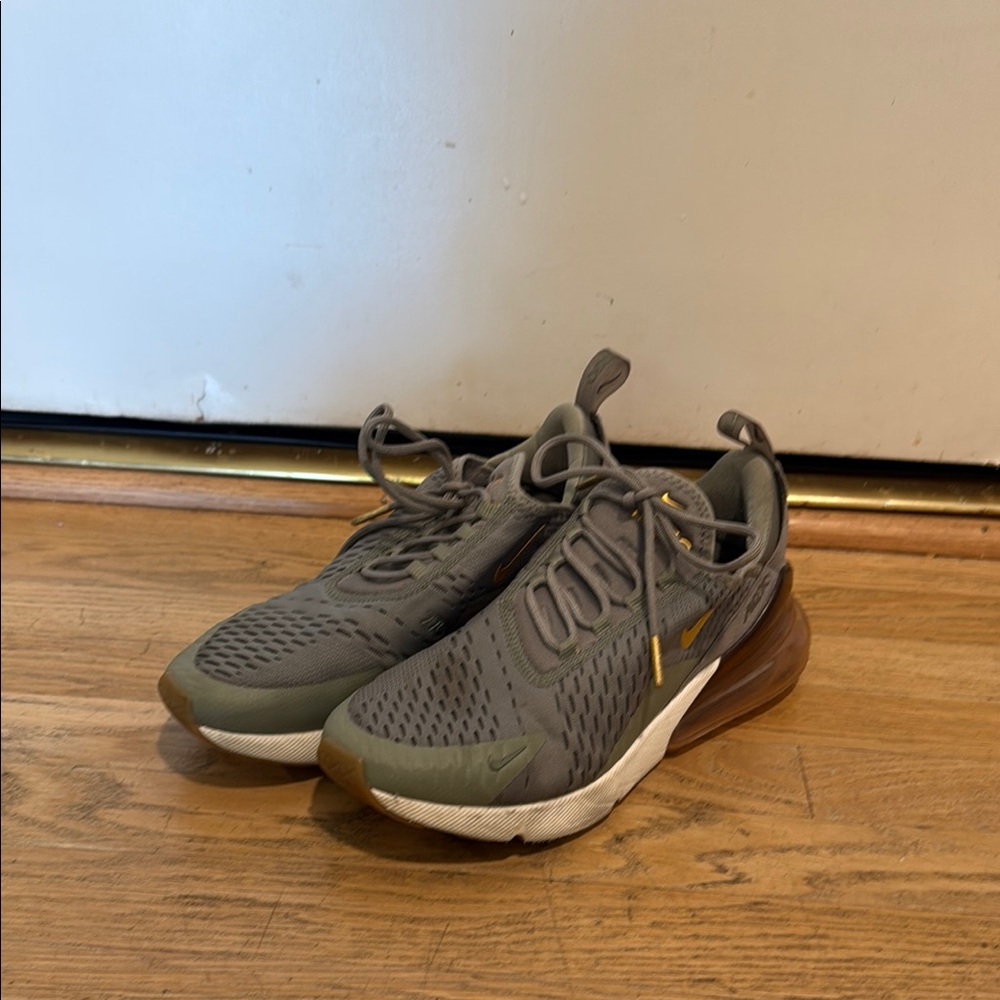 Nike Air Max 270